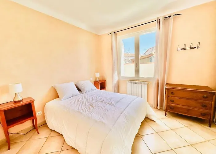 Maison De 2 Et Jardin